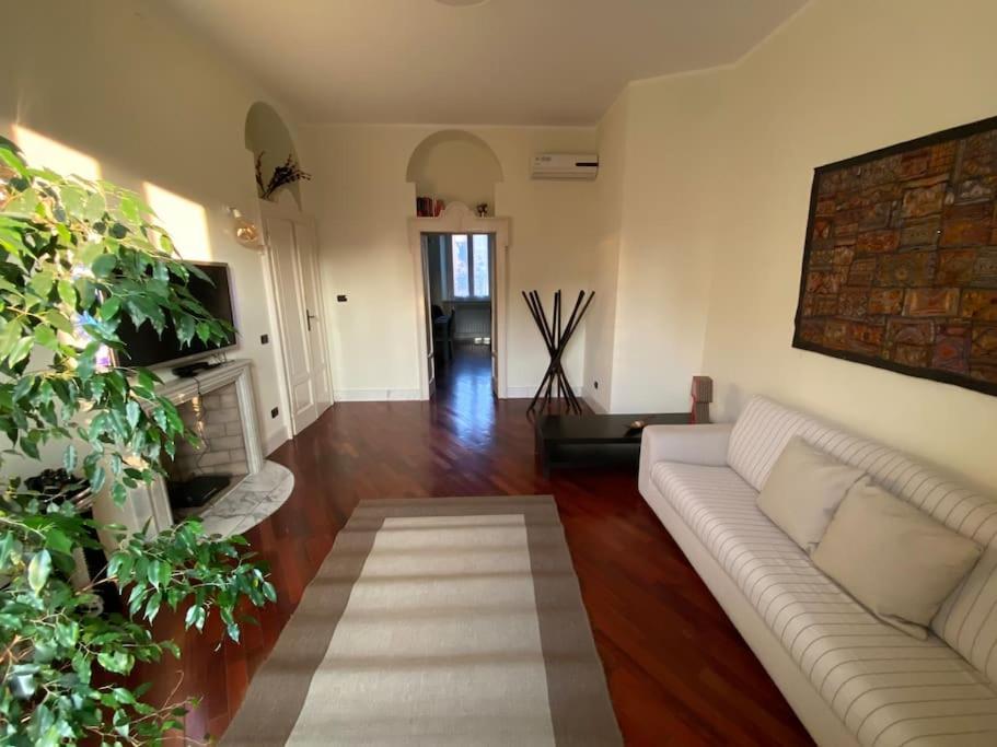 Casa Delle 5 Giornate Di Milano Appartement Buitenkant foto